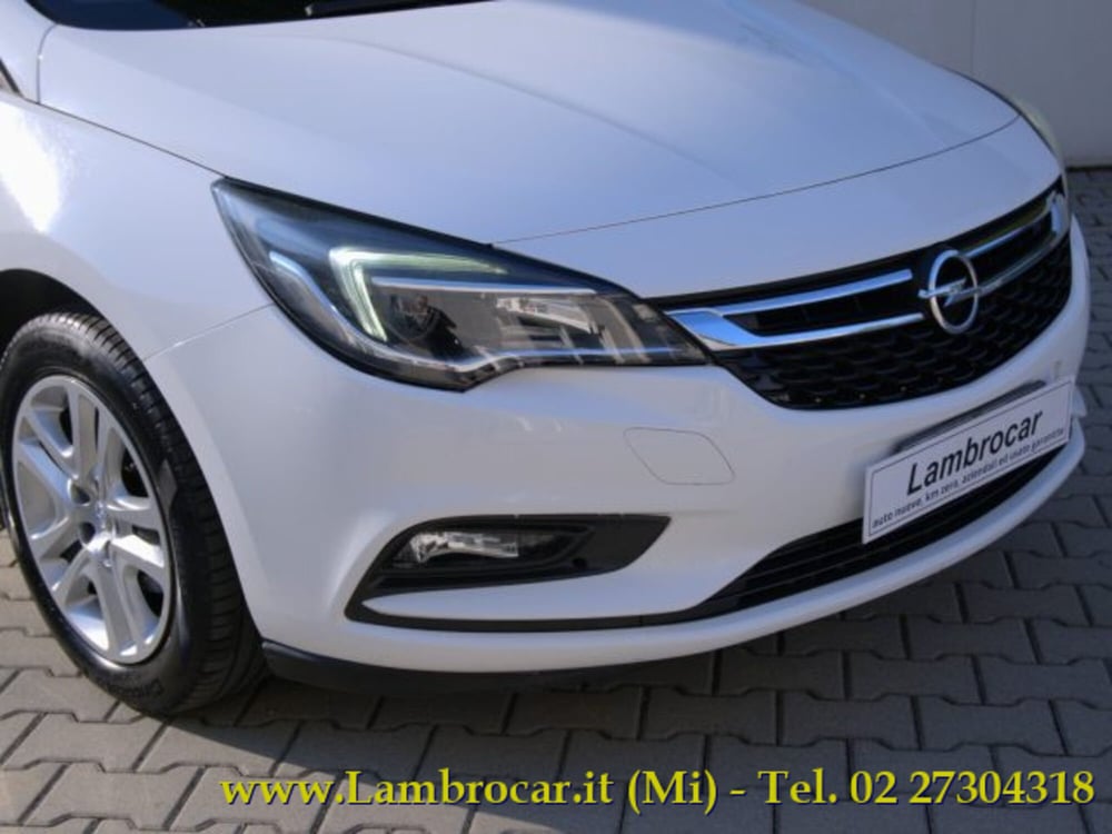 Opel Astra usata a Milano (13)