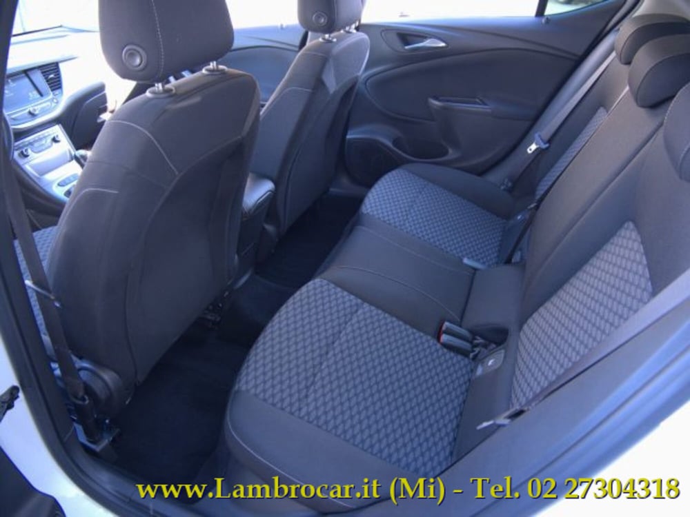 Opel Astra usata a Milano (4)