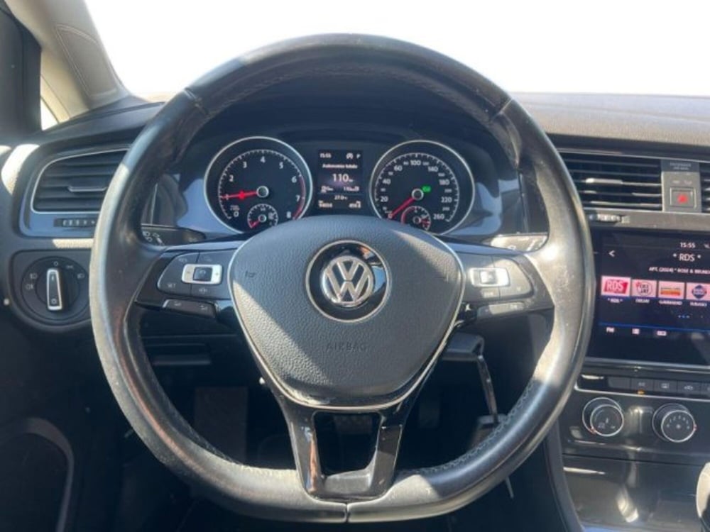 Volkswagen Golf nuova a Lecce (12)