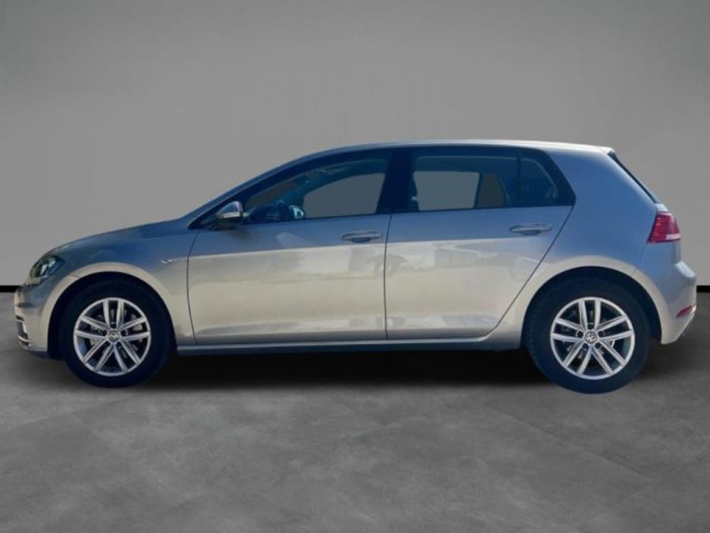 Volkswagen Golf nuova a Lecce (2)