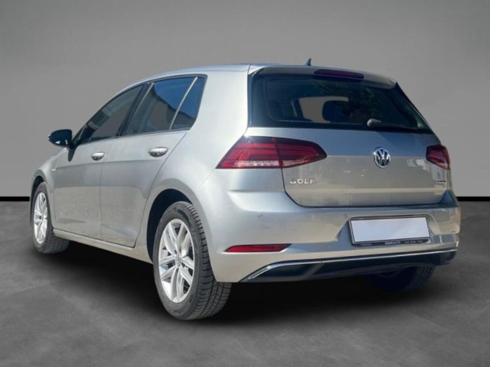 Volkswagen Golf nuova a Lecce (3)