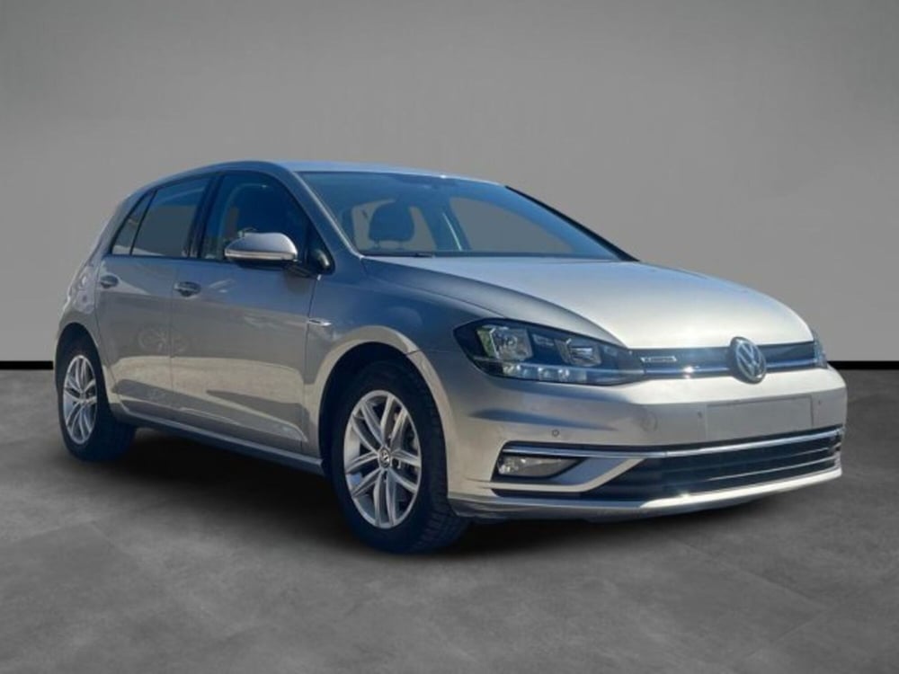 Volkswagen Golf nuova a Lecce (6)