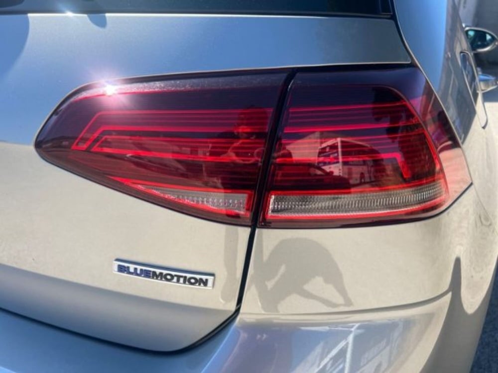 Volkswagen Golf nuova a Lecce (9)