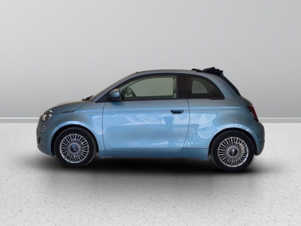 Fiat 500e Cabrio usata a Teramo (3)