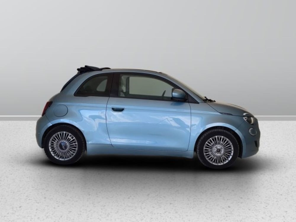 Fiat 500e Cabrio usata a Teramo (6)