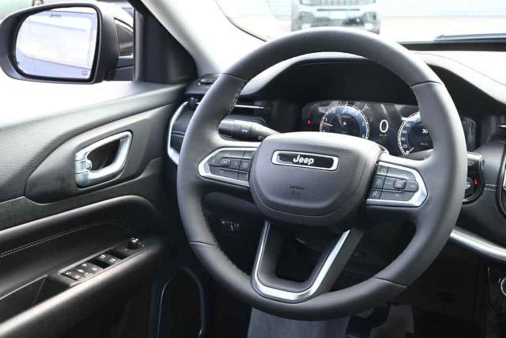 Jeep Compass nuova a Torino (20)