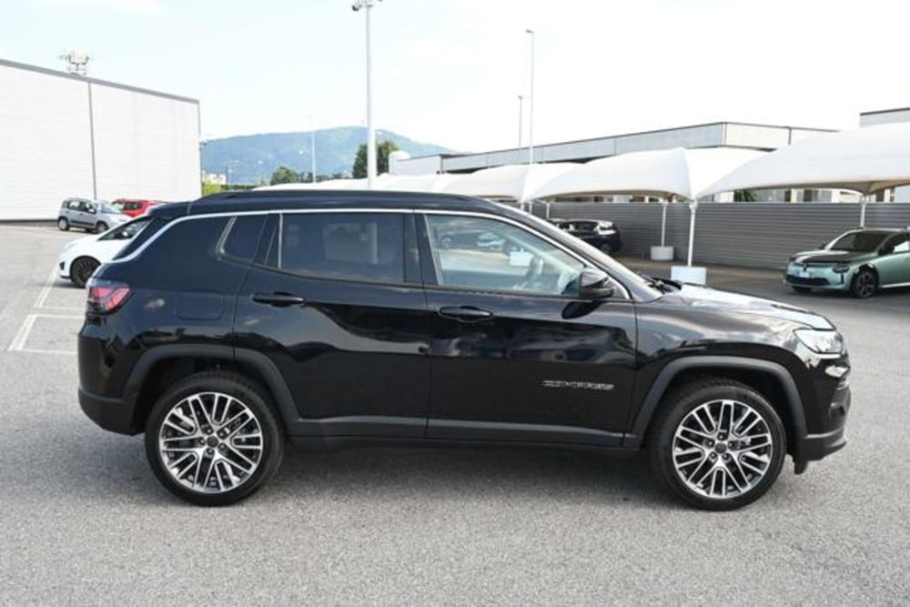 Jeep Compass nuova a Torino (4)