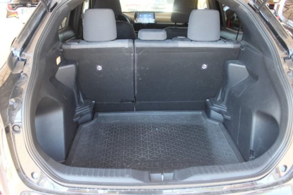 Toyota Yaris Cross usata a Roma (11)