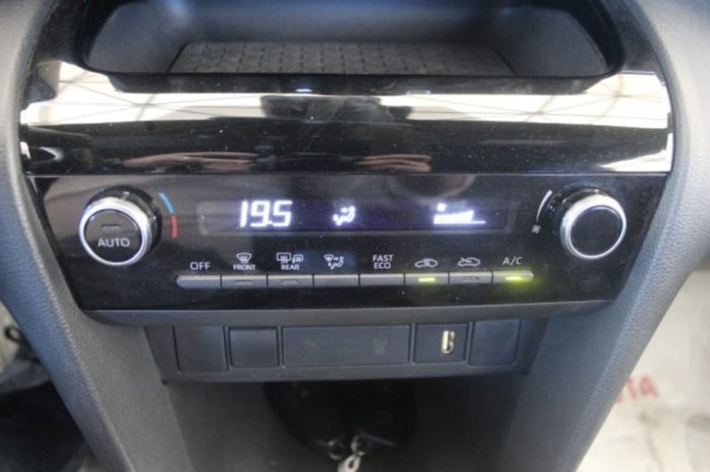 Toyota Yaris Cross usata a Roma (20)