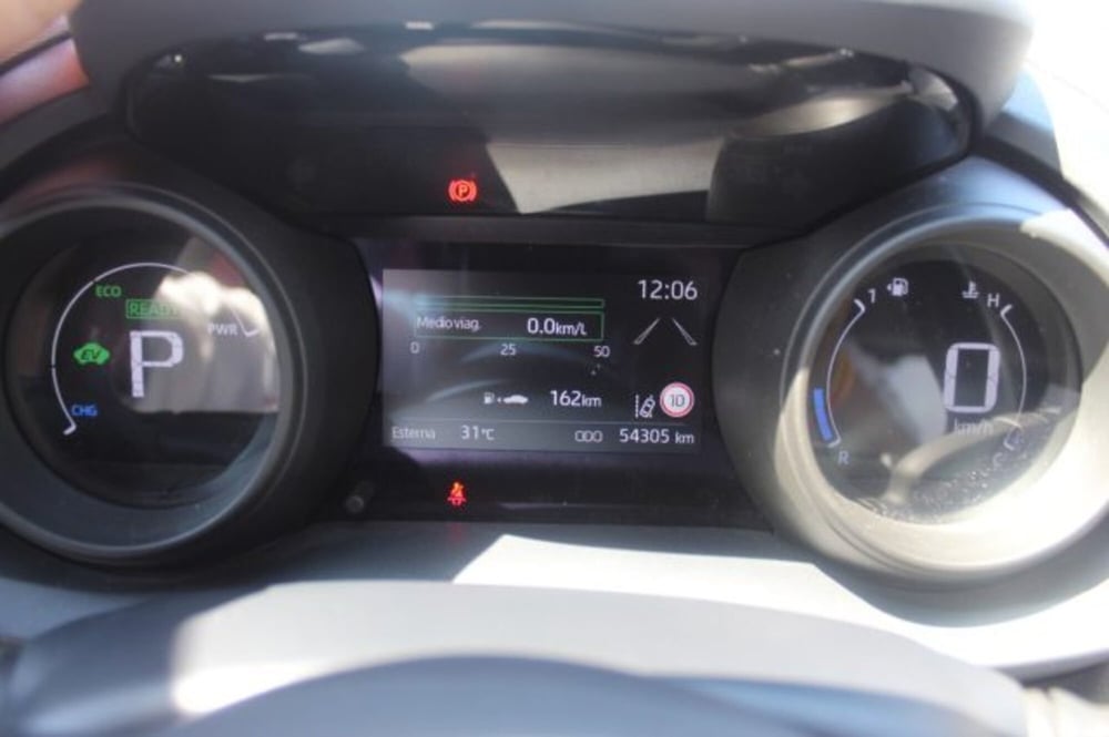 Toyota Yaris Cross usata a Roma (13)
