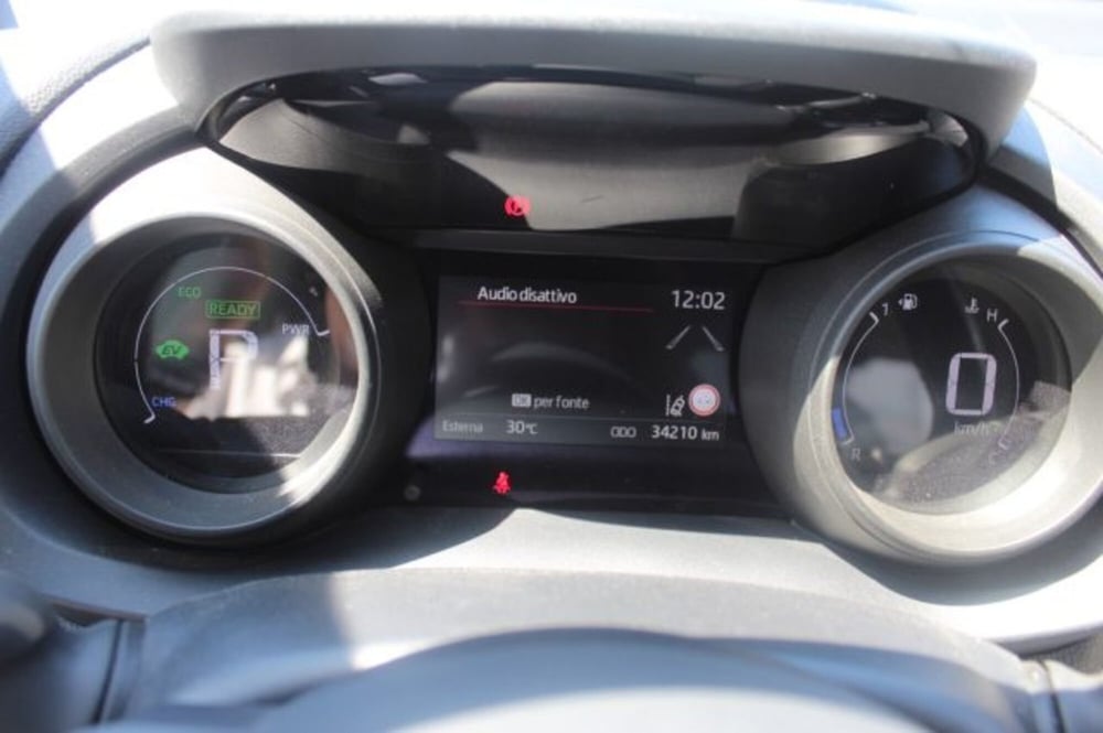 Toyota Yaris Cross usata a Roma (13)