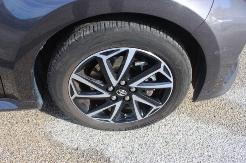 Toyota Yaris Cross usata a Roma (14)
