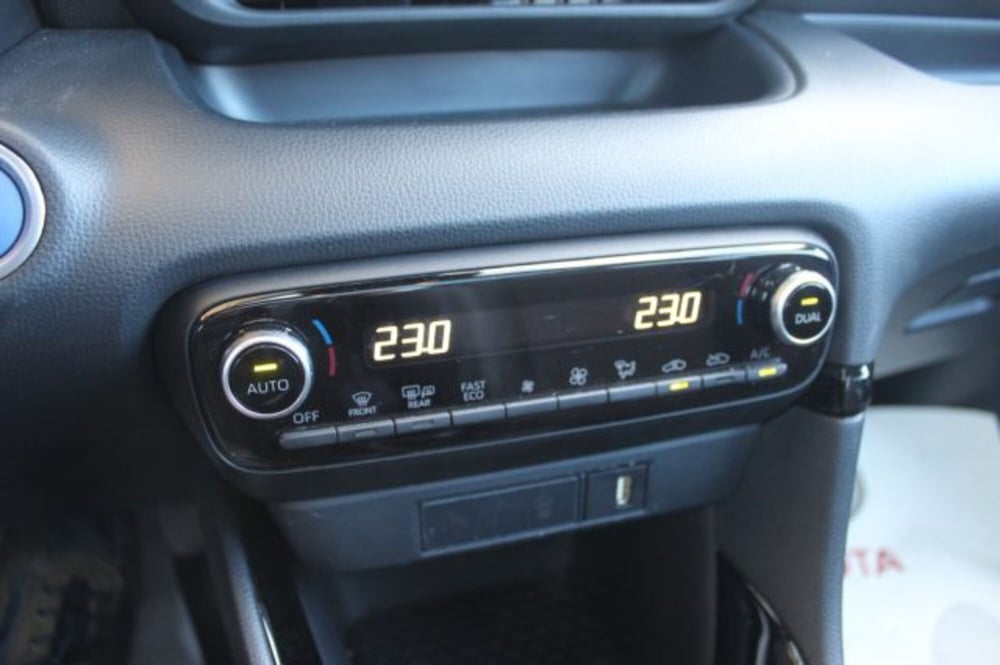 Toyota Yaris Cross usata a Roma (20)