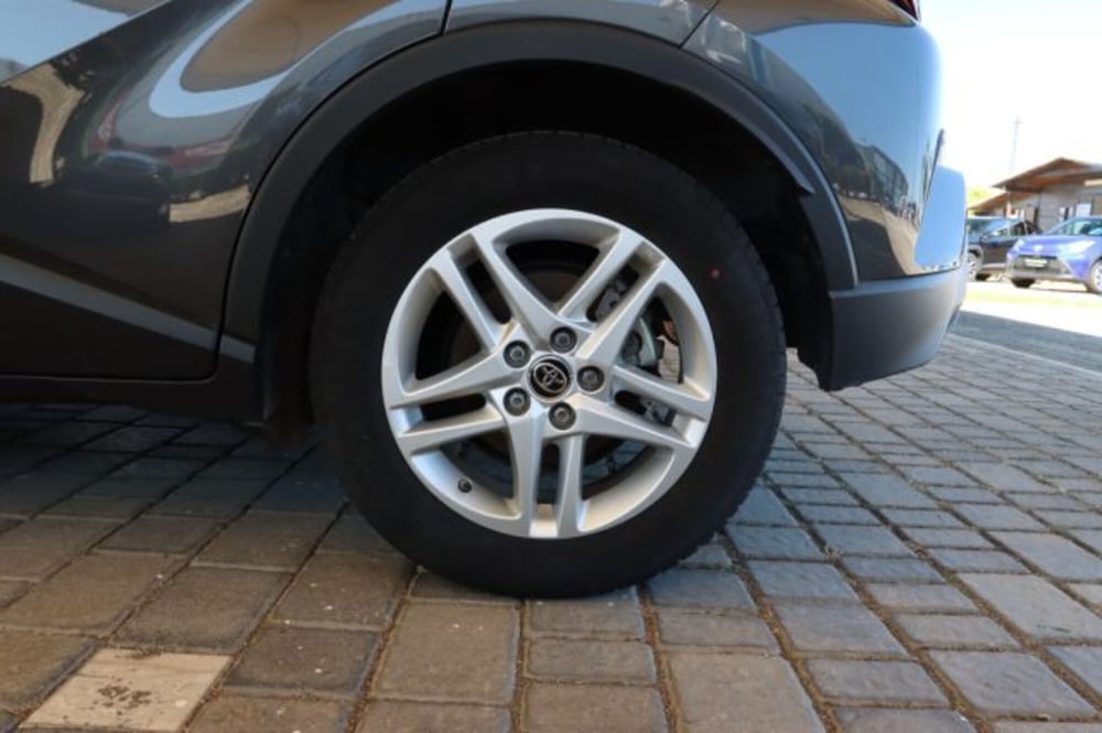Toyota Toyota C-HR usata a Roma (14)