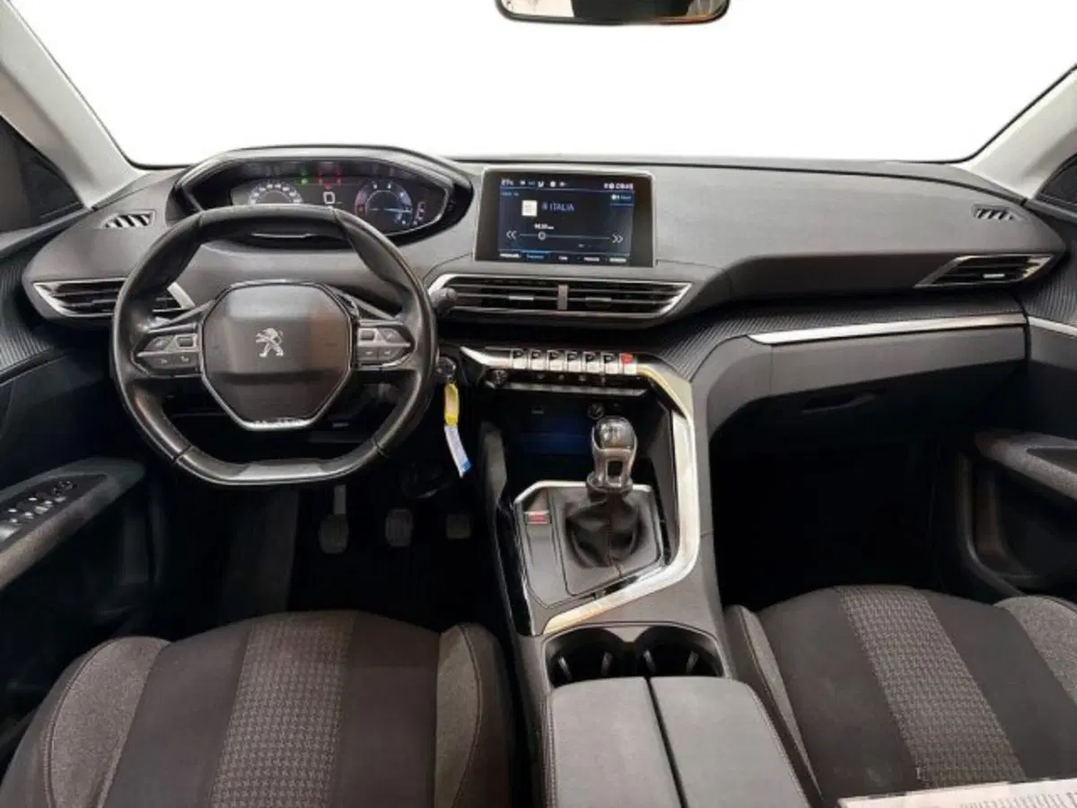 Peugeot 3008 usata a Catania (7)