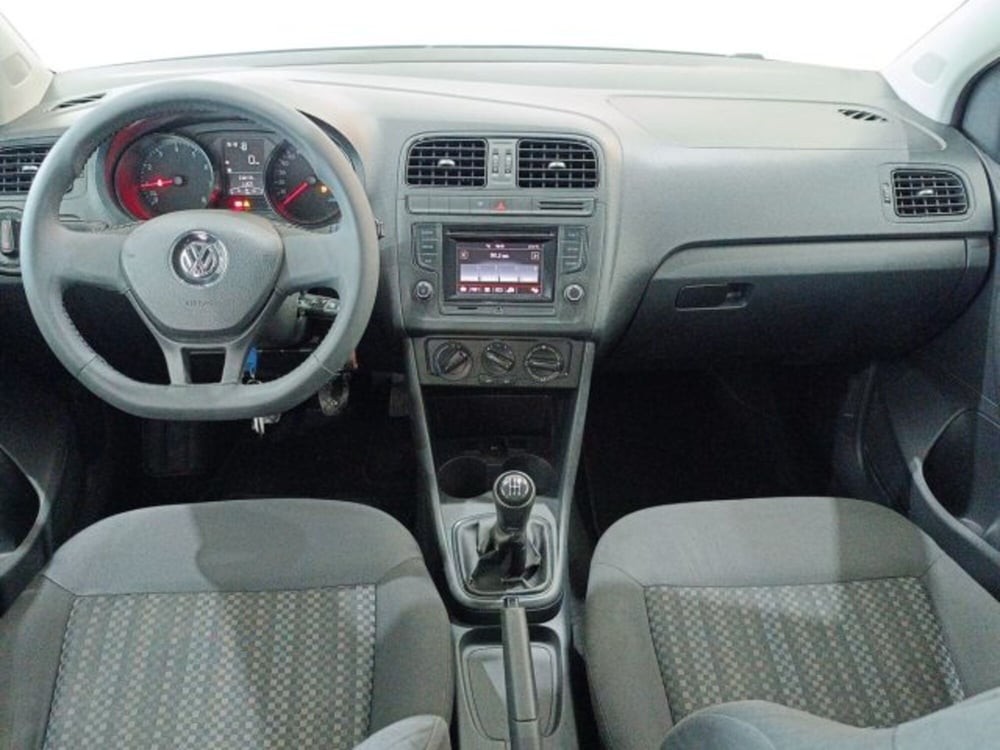 Volkswagen Polo usata a Catania (7)