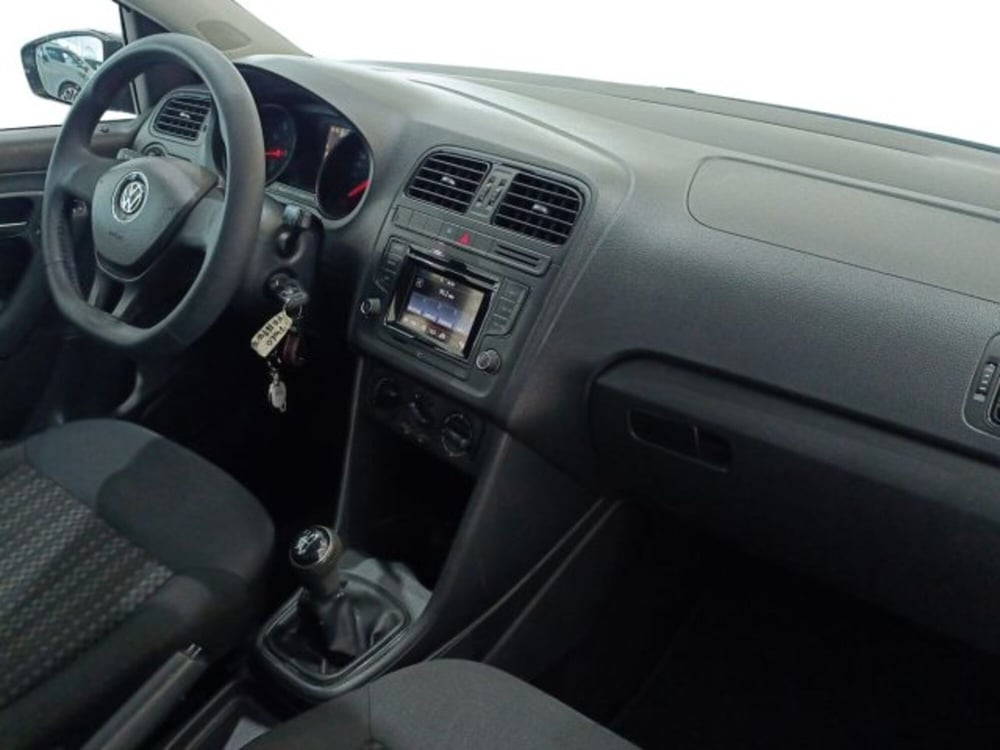 Volkswagen Polo usata a Catania (9)