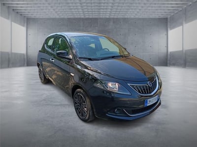 Lancia Ypsilon 1.0 FireFly 5 porte S&amp;S Hybrid Gold Plus del 2022 usata a Bari