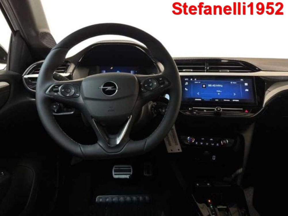 Opel Corsa nuova a Bologna (14)