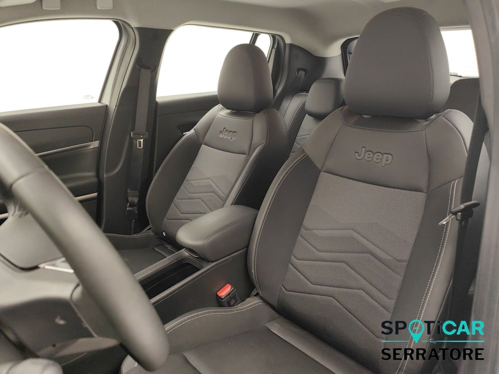 Jeep Avenger usata a Como (13)