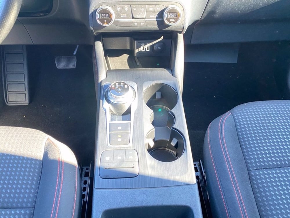 Ford Kuga usata a Milano (15)