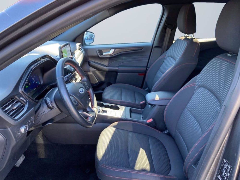 Ford Kuga usata a Milano (9)