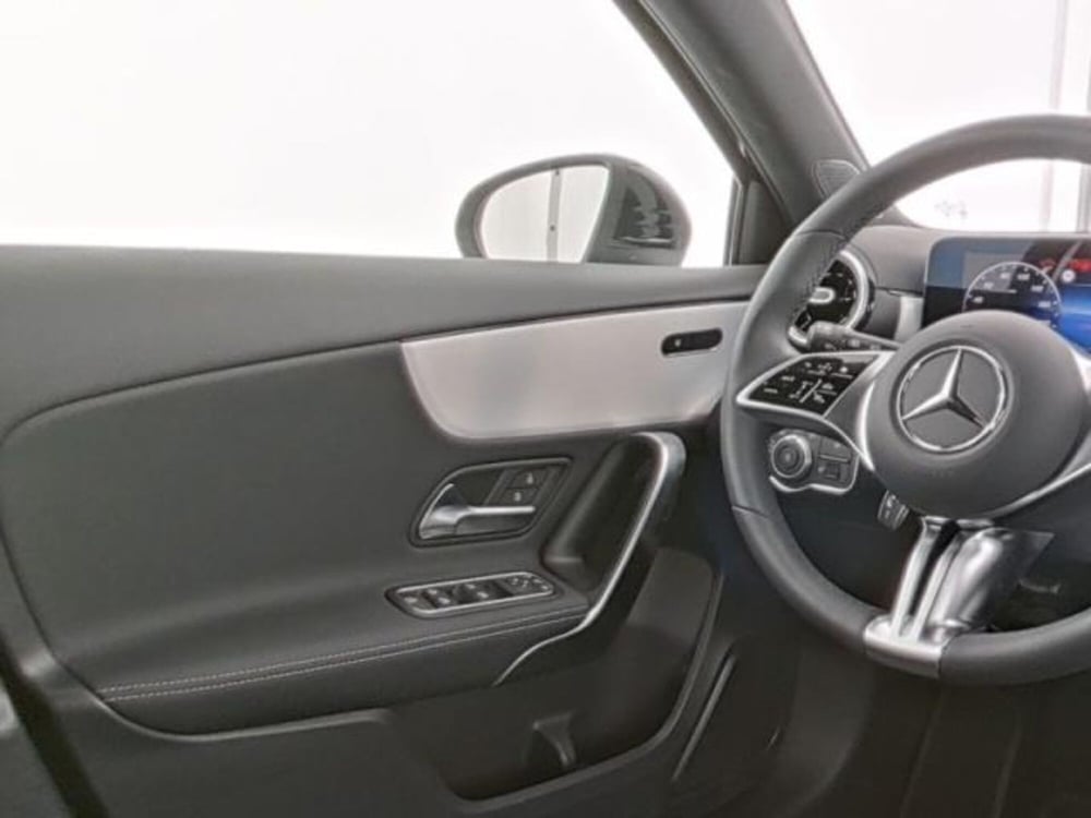 Mercedes-Benz Classe A usata a Milano (7)