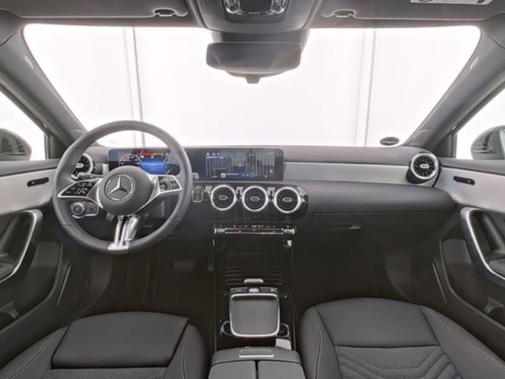 Mercedes-Benz Classe A usata a Milano (8)