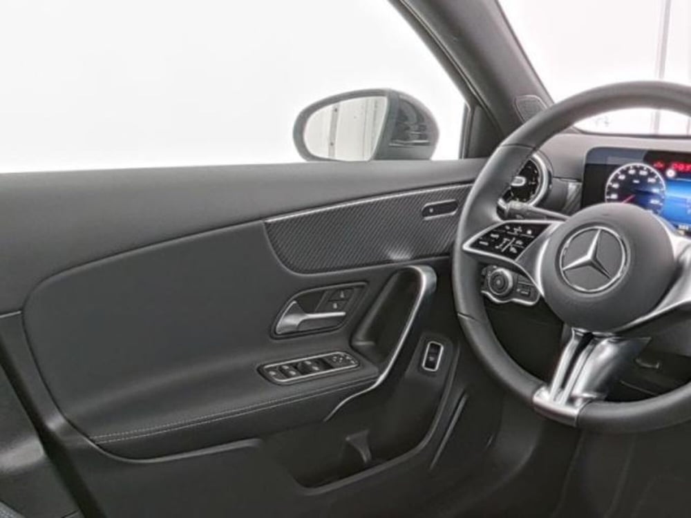 Mercedes-Benz Classe A usata a Milano (6)
