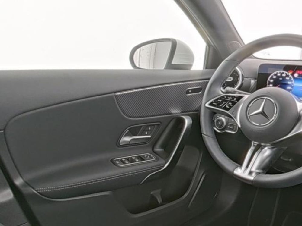 Mercedes-Benz Classe A usata a Milano (7)