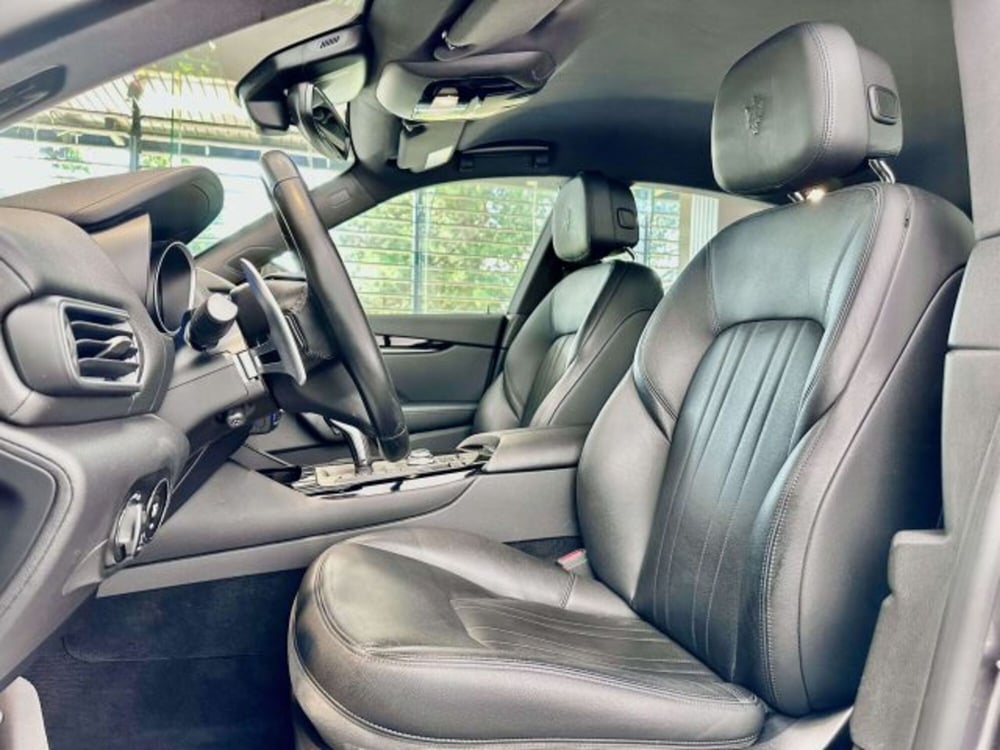 Maserati Levante usata a Torino (10)