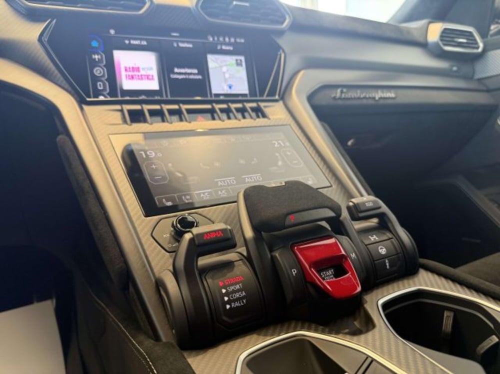 Lamborghini Urus usata a Torino (11)