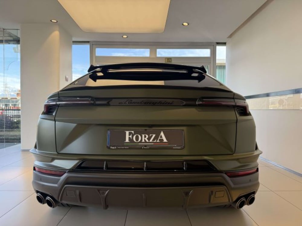 Lamborghini Urus usata a Torino (15)