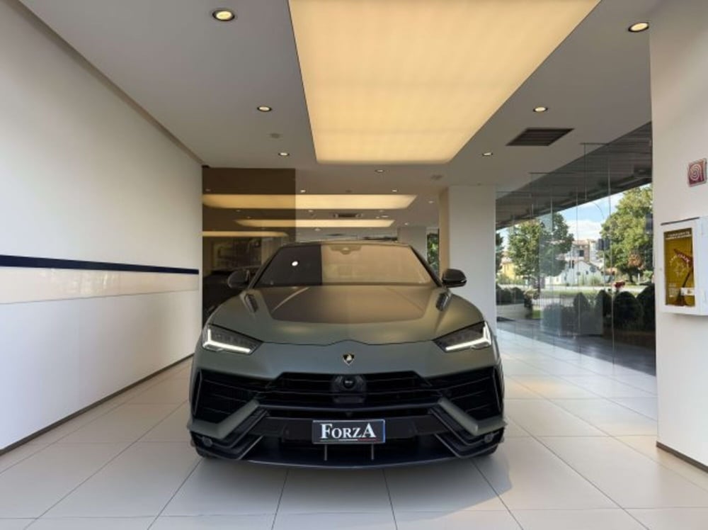 Lamborghini Urus usata a Torino (2)