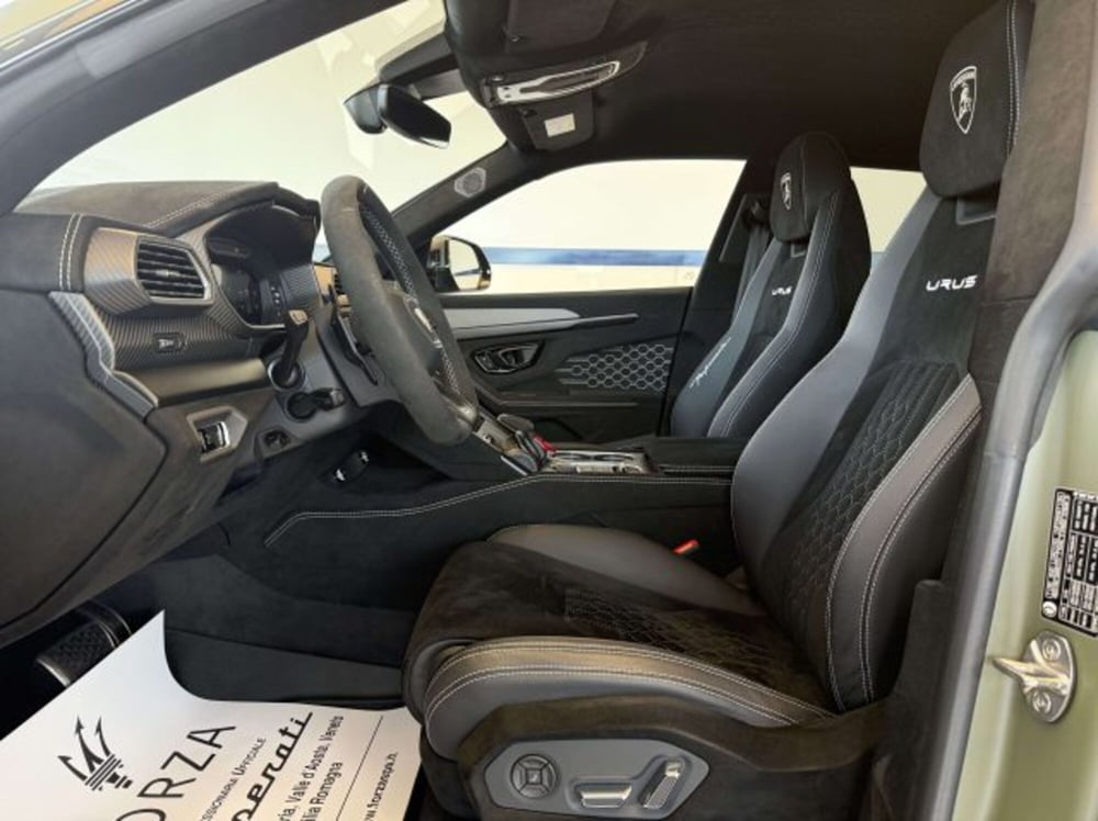 Lamborghini Urus usata a Torino (6)
