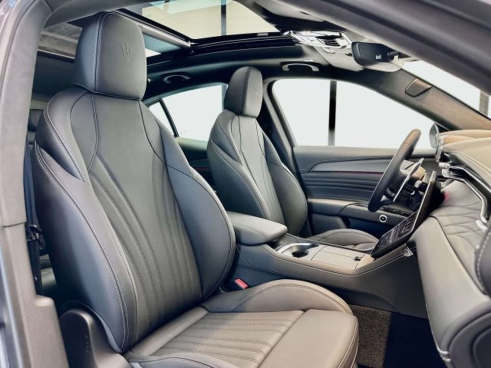Maserati Grecale nuova a Torino (13)