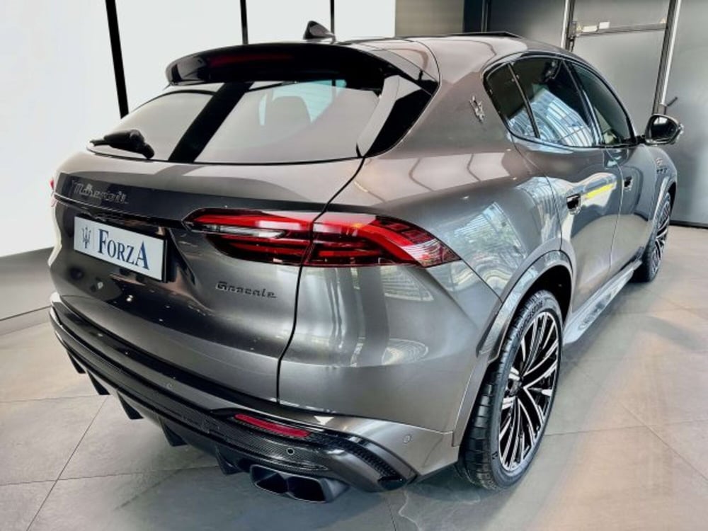 Maserati Grecale nuova a Torino (6)
