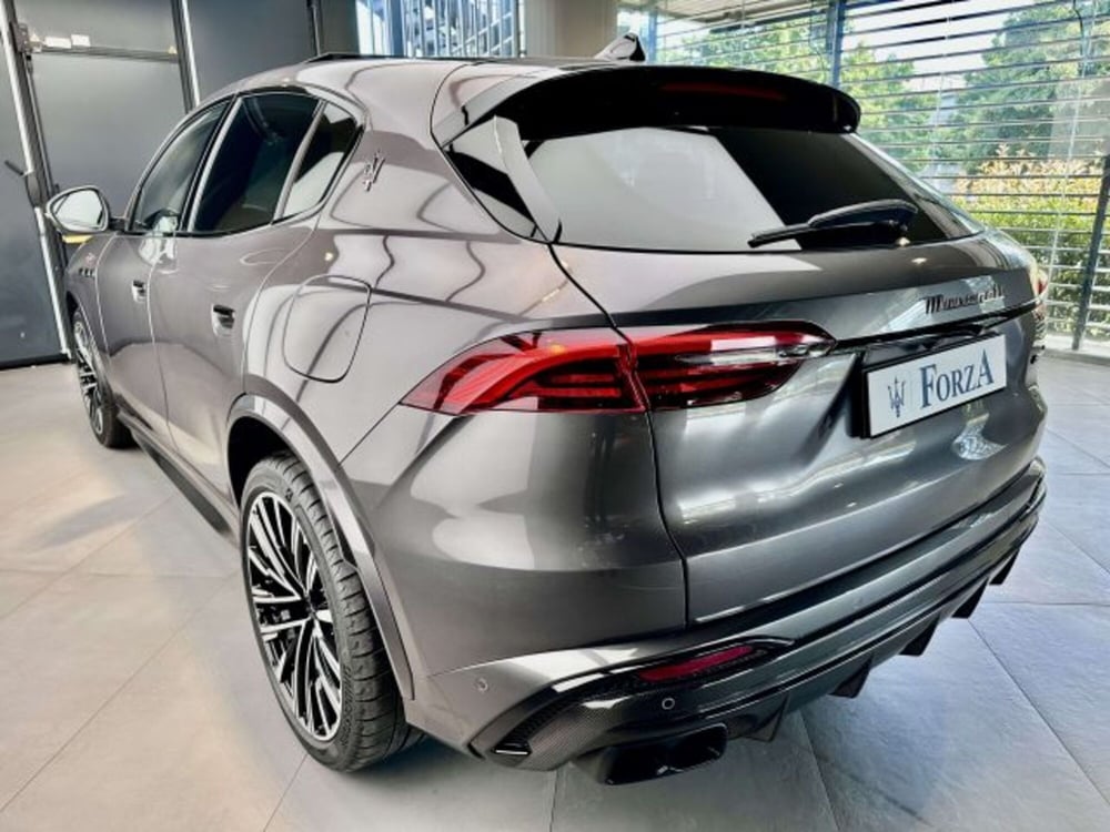 Maserati Grecale nuova a Torino (8)