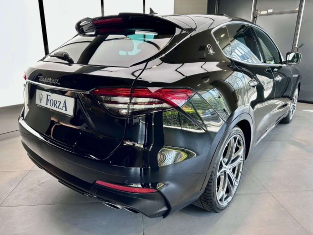 Maserati Levante usata a Torino (6)