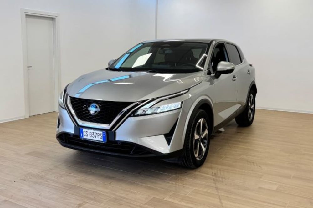 Nissan Qashqai usata a Latina (3)