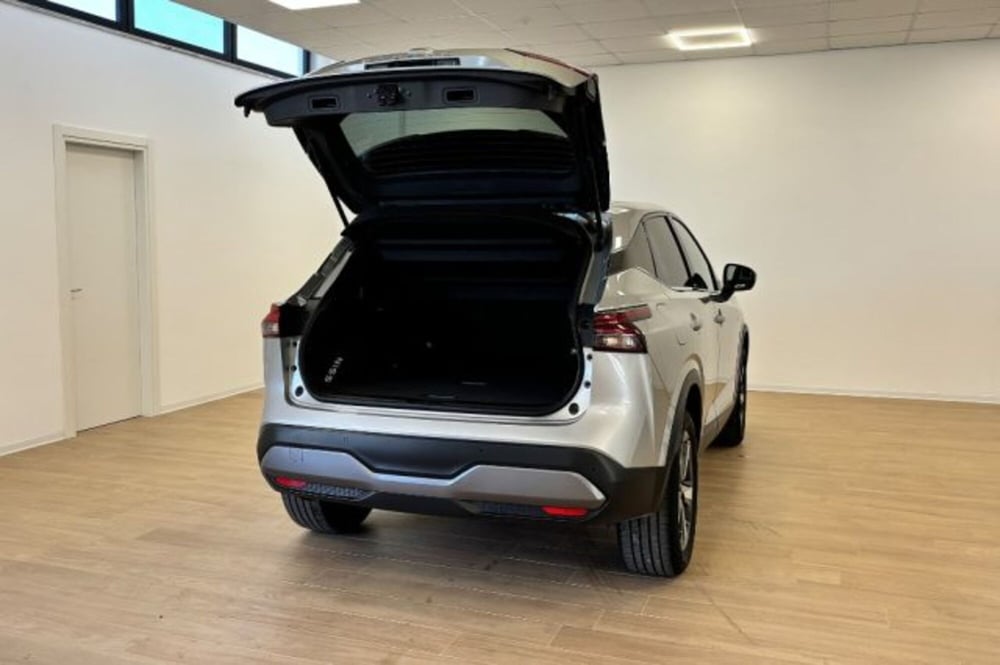 Nissan Qashqai usata a Latina (7)