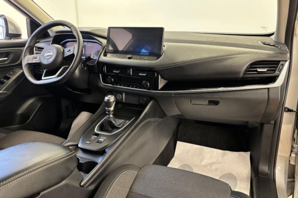 Nissan Qashqai usata a Latina (9)