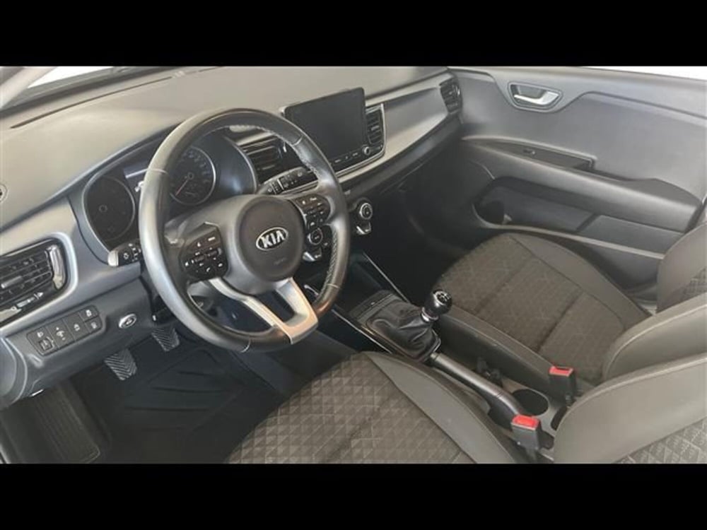 Kia Rio usata a Firenze (10)