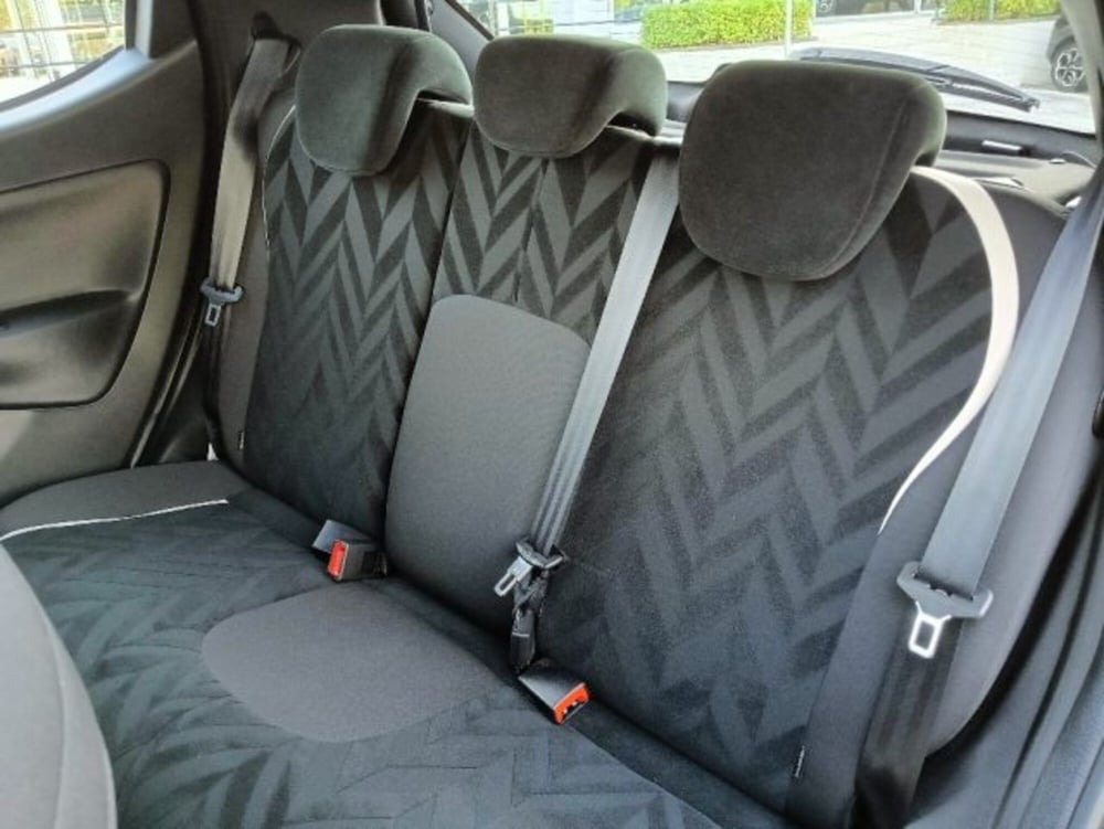Lancia Ypsilon usata a Brescia (10)