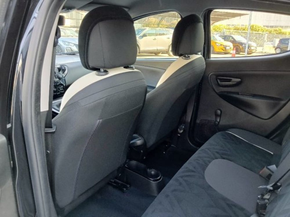 Lancia Ypsilon usata a Brescia (11)