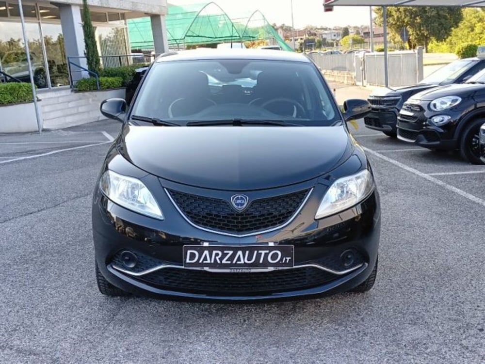 Lancia Ypsilon usata a Brescia (2)