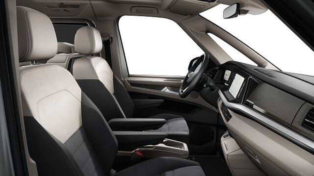 Volkswagen Multivan nuova a Ravenna (7)