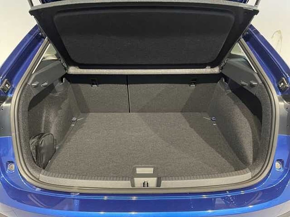 Volkswagen Taigo nuova a Ravenna (11)