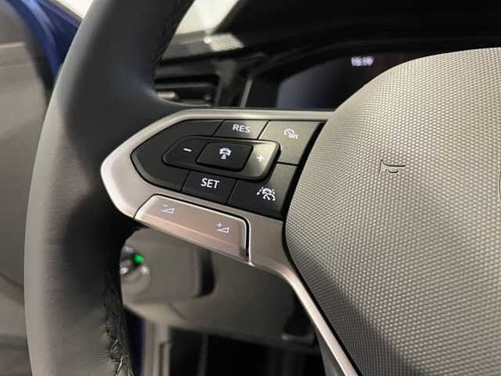 Volkswagen Taigo nuova a Ravenna (18)