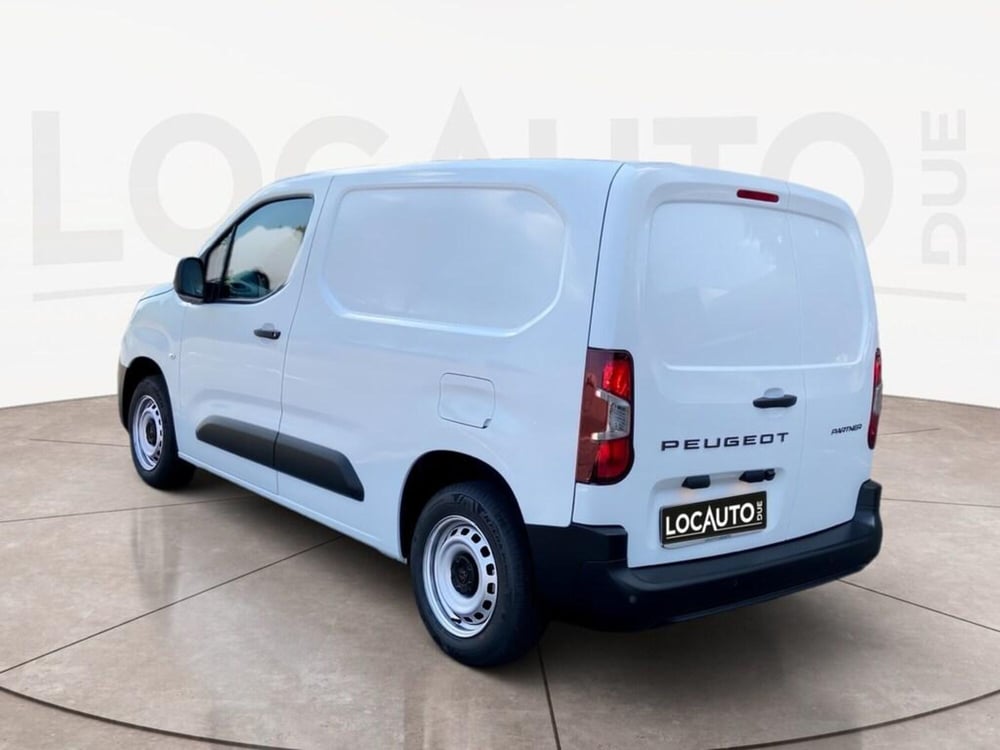 Peugeot Partner Furgone nuova a Torino (4)